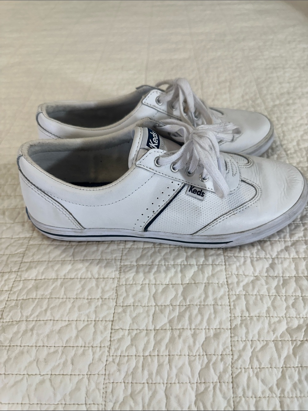 Keds Courty Leather Sz 7 White Sneaker